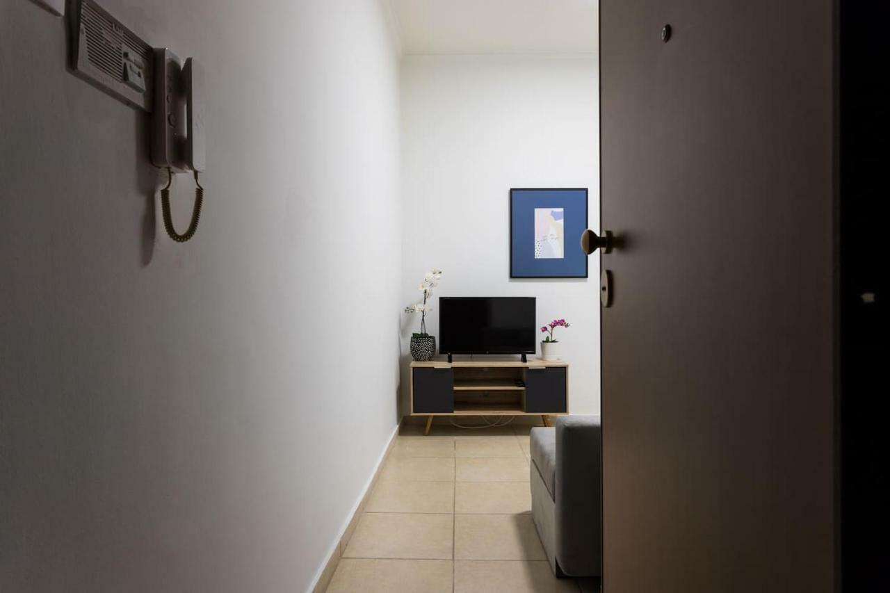 Two Bedroom Flat At Lycabettus Hill Атина Екстериор снимка